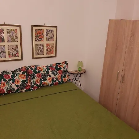 Il Vecchio Leccio Apartment