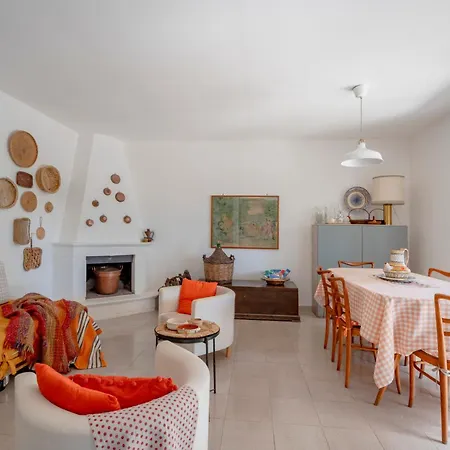 Il Vecchio Leccio Apartment *