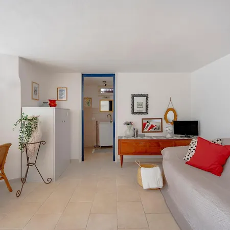 Il Vecchio Leccio Мартина-Франка